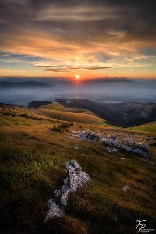 Tramonto sul paesaggio naturale: la fotografia di Federico Putignano