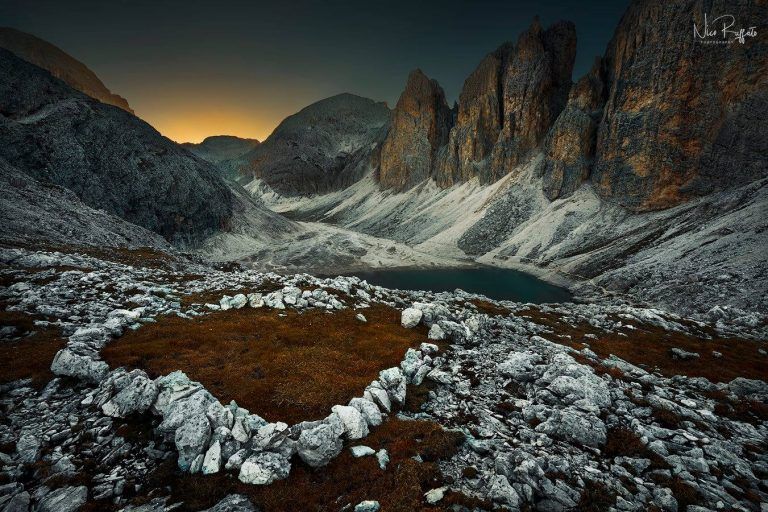 Paesaggio montano al tramonto: la fotografia di Nico Ruffato